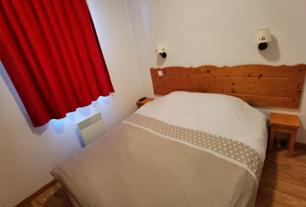 Chalet 4 Pers. Piscine Et Literie Toute Neuve. بوي-سانت-فينسينت المظهر الخارجي الصورة