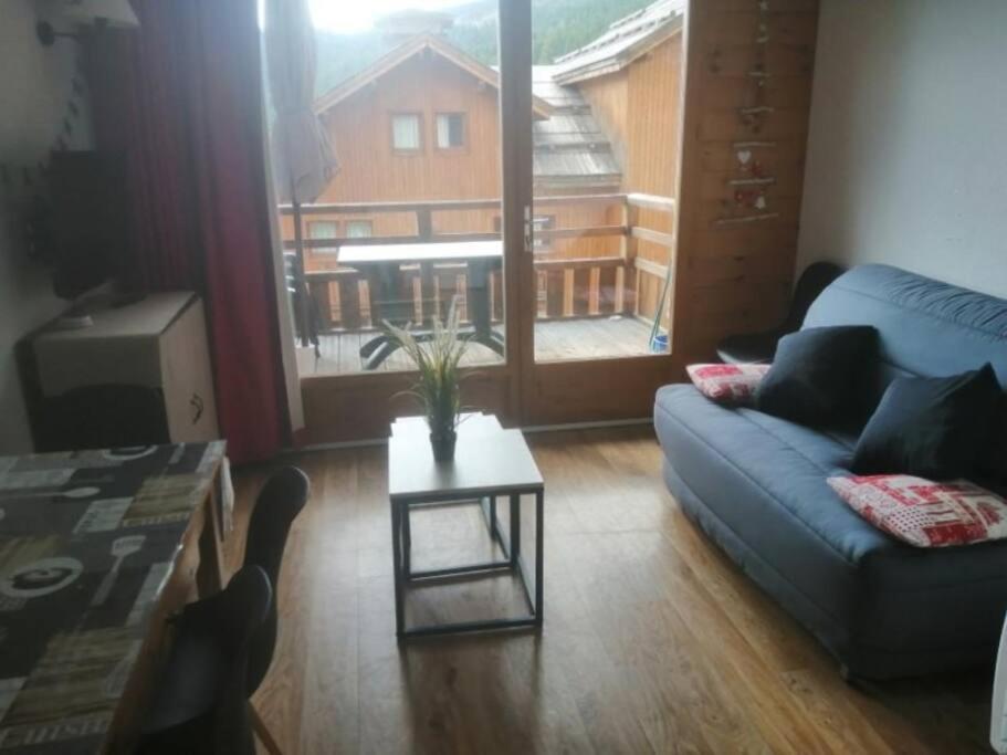 Chalet 4 Pers. Piscine Et Literie Toute Neuve. بوي-سانت-فينسينت المظهر الخارجي الصورة