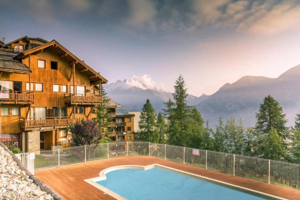 Chalet 4 Pers. Piscine Et Literie Toute Neuve. بوي-سانت-فينسينت المظهر الخارجي الصورة